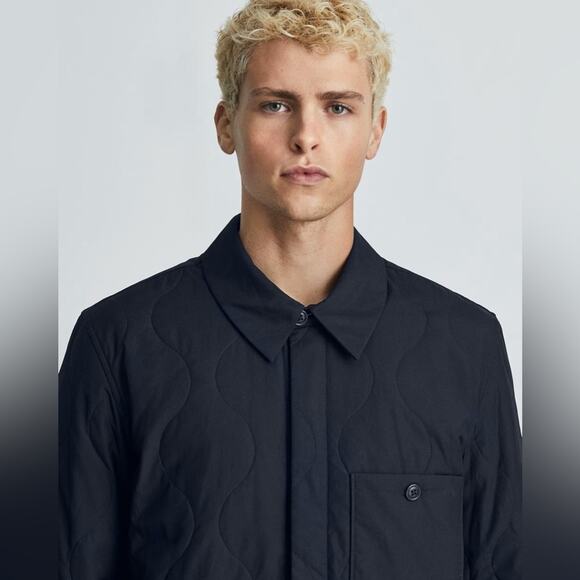 EVERLANE The ReNew Quilted Liner Jacket in Navy Blue Warm Pockets Medium NEW - Picture 2 of 9